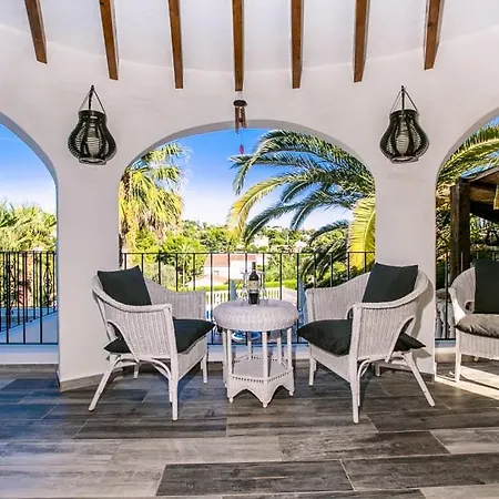 Villa Serene In *