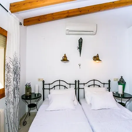 Serene In Villa *