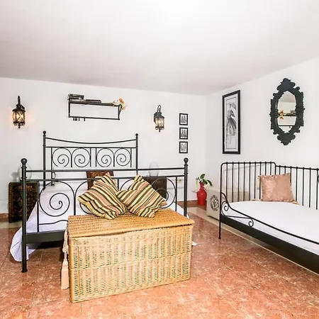 Villa Serene In *